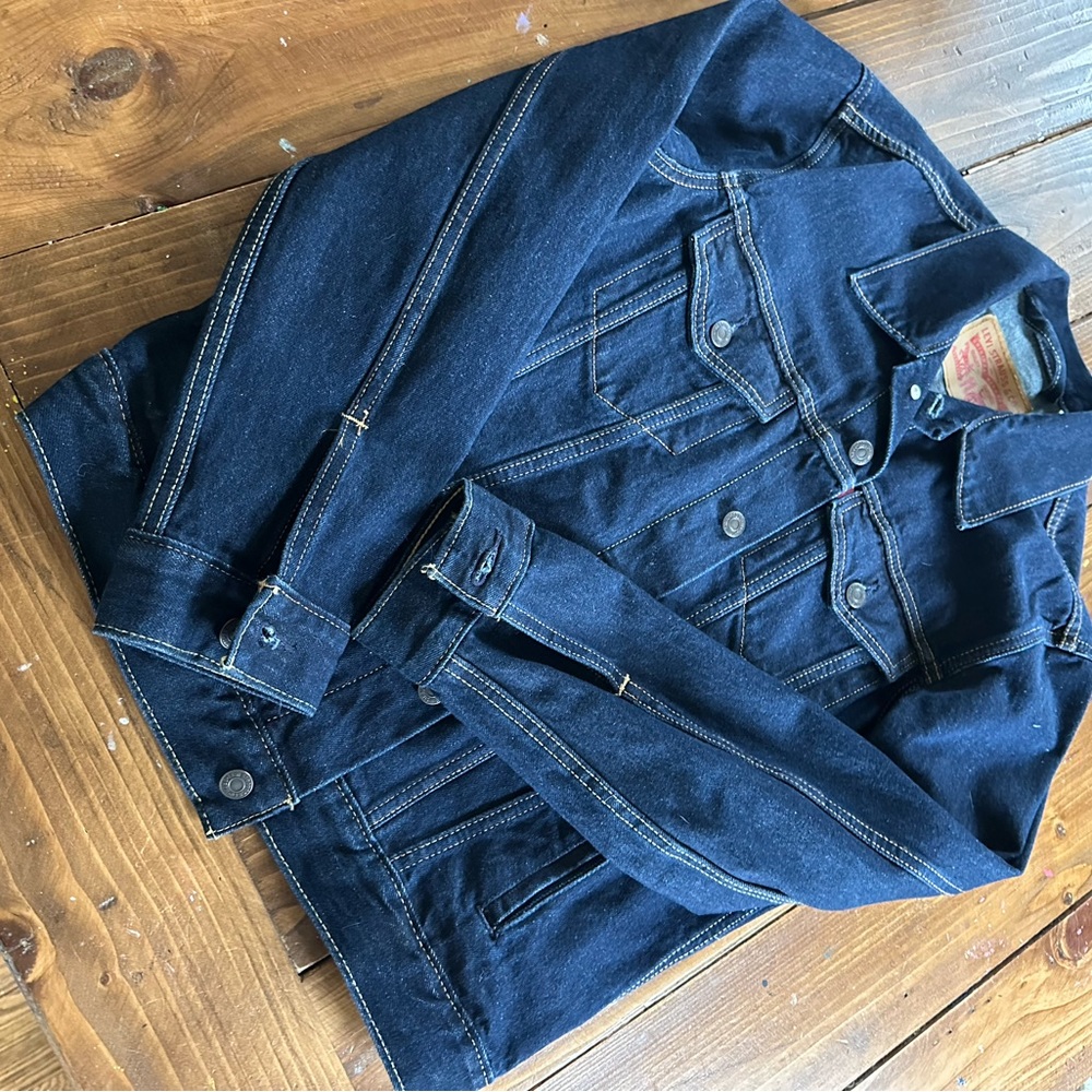 Never Worn. Levi’s Dark Wash Denim Trucker